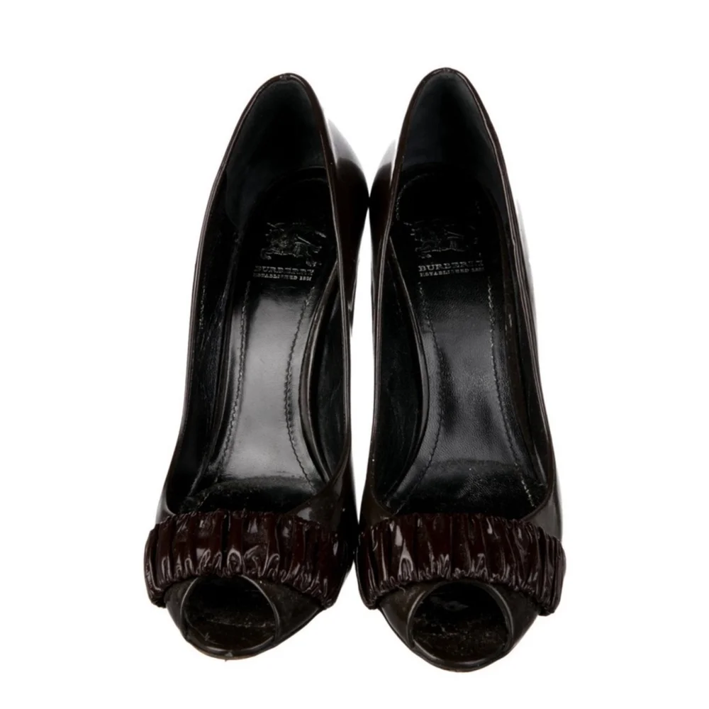 Burberry Brown Patent Leather Peep-Toe Size 8.5 - Picture 3 of 5